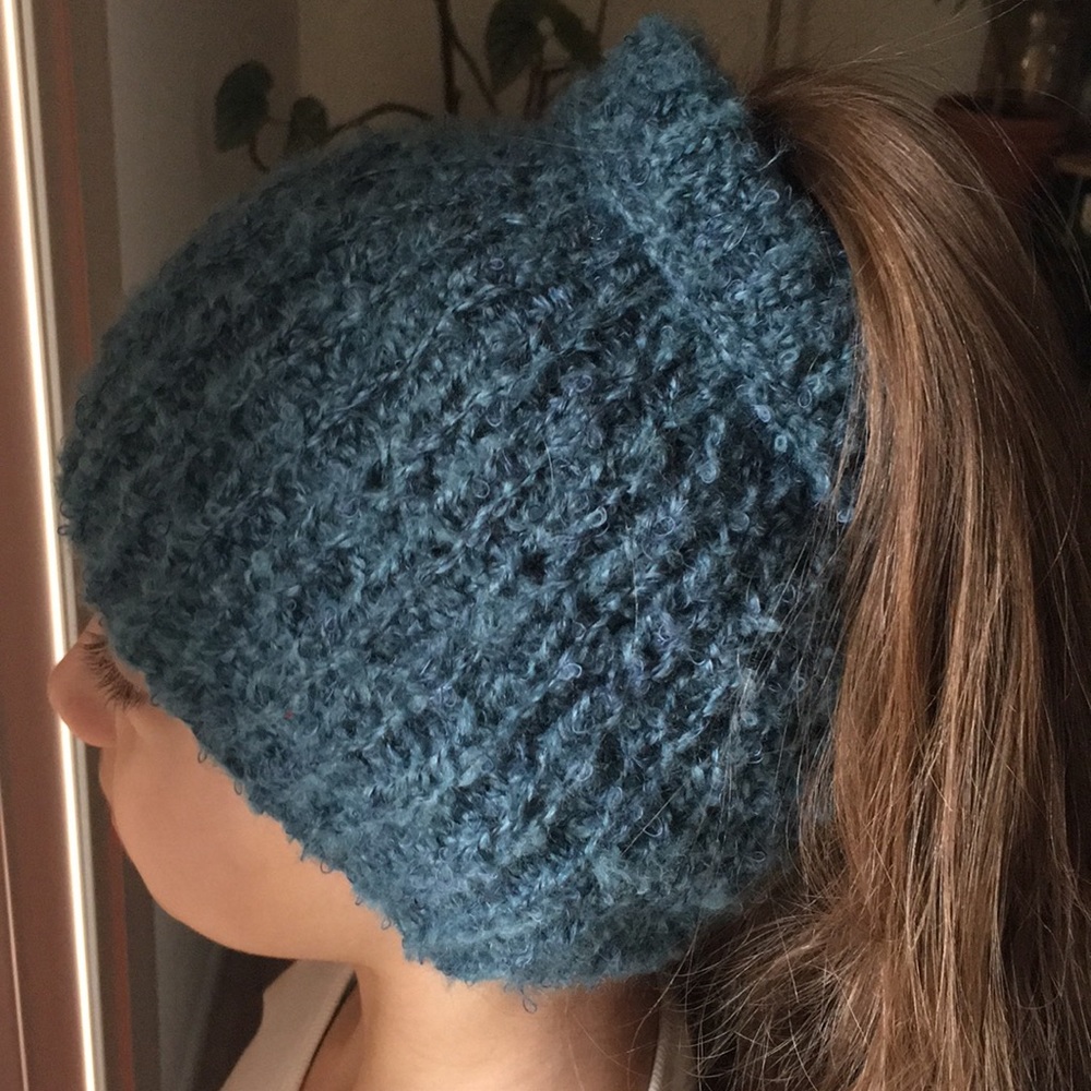 Homemade knitted bun ponytail girl's hat